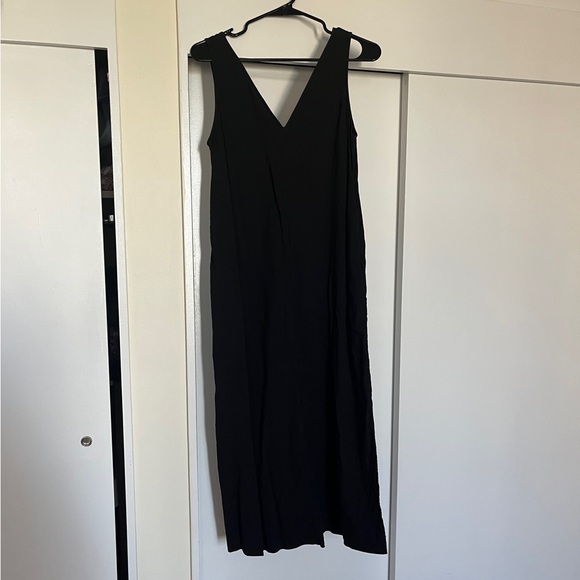 Theory Midi Dress - Picture 1 of 4